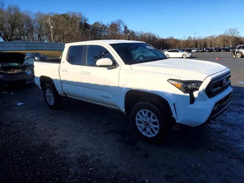 2024 Toyota Tacoma, VIN 3TMLB5JN9RM029036. Фото 4 з 6 з аукціону Copart. Каталог авто зі США OpenDataCar.