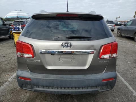 2013 Kia Sorento, VIN 5XYKU4A22DG383590. Фото 6 з 6 з аукціону Copart. Каталог авто зі США OpenDataCar.