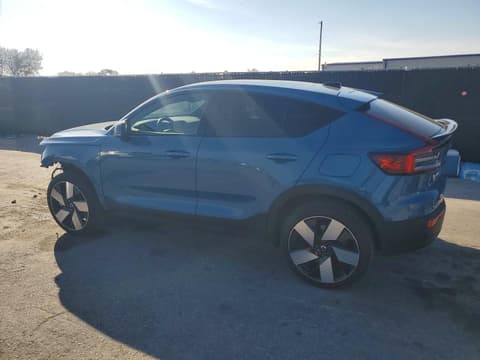 2023 Volvo C40, VIN YV4ED3GM5P2029364. Фото 2 из 6 с аукциона Copart. Каталог авто из США OpenDataCar.