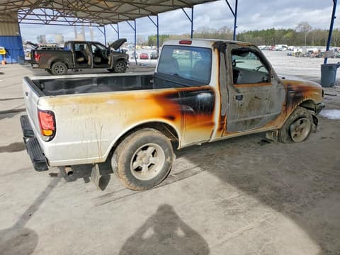 1999 Mazda B2500, VIN 4F4YR12C2XTM33325. Zdjęcie 3 z 6 z aukcji Copart. Katalog aut z USA OpenDataCar.