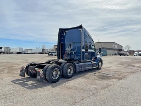2017 Kenworth T680, VIN 1XKYDP9X3HJ151263. Фото 4 з 6 з аукціону Copart. Каталог авто зі США OpenDataCar.