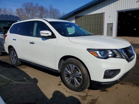 2017 Nissan Pathfinder, VIN 5N1DR2MN1HC665231. Фото 4 з 6 з аукціону Copart. Каталог авто зі США OpenDataCar.