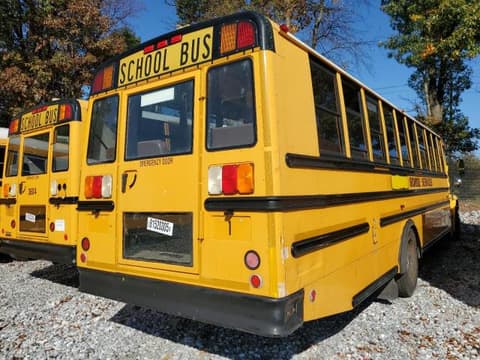 2011 Freightliner , VIN 4UZABRDT0BCAU4975. Фото 4 з 6 з аукціону Copart. Каталог авто зі США OpenDataCar.