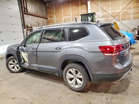 2018 Volkswagen Atlas, VIN 1V2LR2CAXJC588653. Zdjęcie 2 z 6 z aukcji Copart. Katalog aut z USA OpenDataCar.