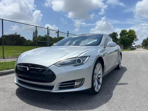 2012 Tesla Model S, VIN 5YJSA1DP4CFS00811. Фото 1 з 6 з аукціону Copart. Каталог авто зі США OpenDataCar.