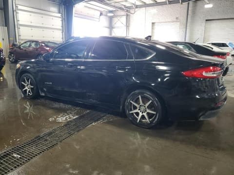 2019 Ford Fusion, VIN 3FA6P0LU0KR141714. Фото 2 з 6 з аукціону Copart. Каталог авто зі США OpenDataCar.