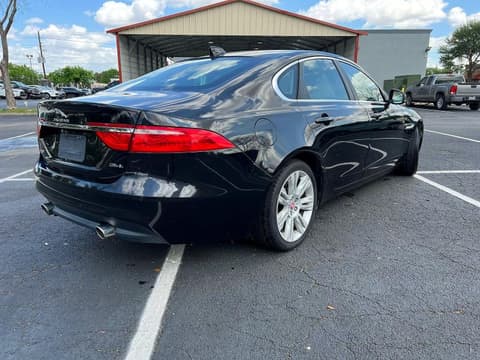 2016 Jaguar XF, VIN SAJBD4BV9GCY06832. Фото 4 из 6 с аукциона Copart. Каталог авто из США OpenDataCar.