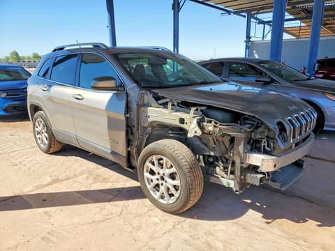 2017 Jeep Cherokee, VIN 1C4PJLCS3HW572294. Фото 4 з 6 з аукціону Copart. Каталог авто зі США OpenDataCar.