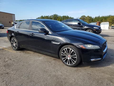 2016 Jaguar XF, VIN SAJBE4BV0GCY12922. Zdjęcie 4 z 6 z aukcji Copart. Katalog aut z USA OpenDataCar.