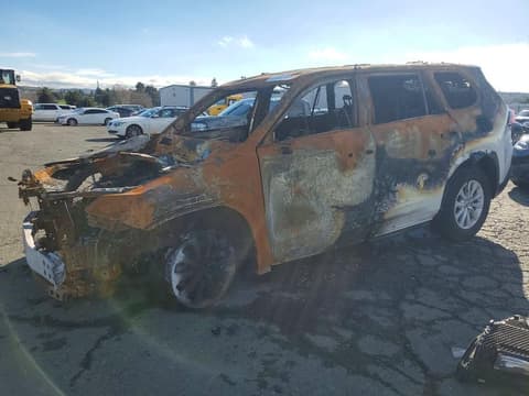 2024 Toyota Highlander, VIN 5TDACAB51RS018236. Фото 1 з 6 з аукціону Copart. Каталог авто зі США OpenDataCar.