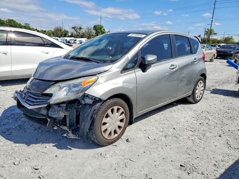 2015 Nissan Versa, VIN 3N1CE2CP0FL356255. Фото 1 з 6 з аукціону Copart. Каталог авто зі США OpenDataCar.