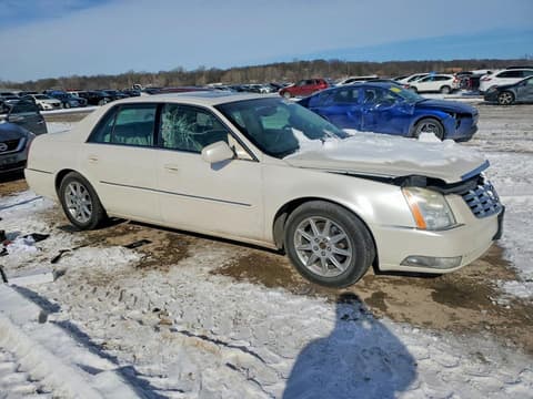 2010 Cadillac DTS, VIN 1G6KD5EY3AU137262. Фото 4 з 6 з аукціону Copart. Каталог авто зі США OpenDataCar.
