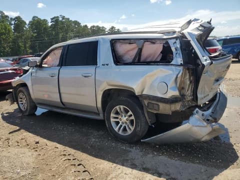 2015 Chevrolet Suburban, VIN 1GNSKJKCXFR621581. Фото 2 з 6 з аукціону Copart. Каталог авто зі США OpenDataCar.