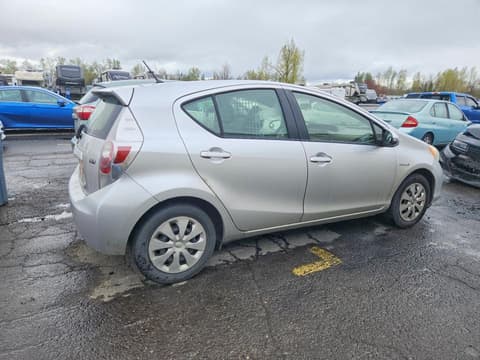 2014 Toyota Prius C, VIN JTDKDTB30E1083050. Фото 3 з 6 з аукціону Copart. Каталог авто зі США OpenDataCar.