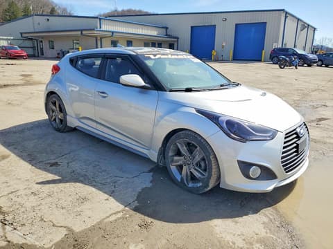 2015 Hyundai Veloster, VIN KMHTC6AE9FU226505. Фото 4 з 6 з аукціону Copart. Каталог авто зі США OpenDataCar.