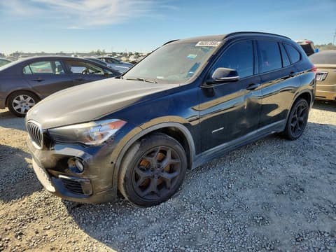 2017 Bmw X1, VIN WBXHT3C30H5F71820. Фото 1 з 6 з аукціону Copart. Каталог авто зі США OpenDataCar.