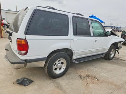 1998 Ford Explorer, VIN 1FMZU35P5WZA88417. Фото 3 з 6 з аукціону Copart. Каталог авто зі США OpenDataCar.