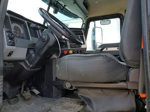 2025 Mack Anthem, VIN 1M1AN4GY7SM053220. Zdjęcie 5 z 6 z aukcji Copart. Katalog aut z USA OpenDataCar.