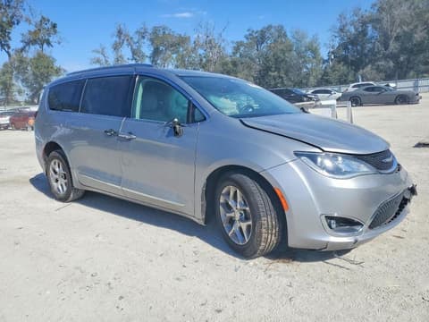 2017 Chrysler Pacifica, VIN 2C4RC1GGXHR528766. Фото 4 з 6 з аукціону Copart. Каталог авто зі США OpenDataCar.