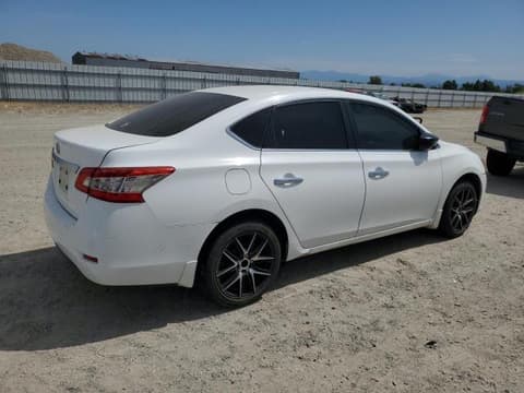 2015 Nissan Sentra, VIN 3N1AB7AP2FY271811. Фото 3 з 6 з аукціону Copart. Каталог авто зі США OpenDataCar.