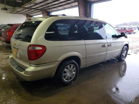 2005 Chrysler Town & Country, VIN 2C8GP64L85R130251. Photo 3 of 6 from Copart auction. OpenDataCar US salvage catalog.