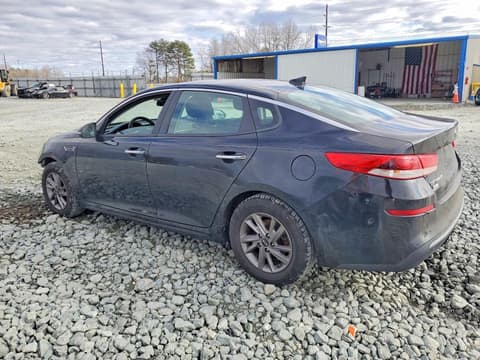 2020 Kia Optima, VIN 5XXGT4L32LG415469. Фото 2 з 6 з аукціону Copart. Каталог авто зі США OpenDataCar.
