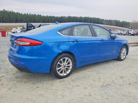 2019 Ford Fusion, VIN 3FA6P0LU1KR109788. Фото 3 з 6 з аукціону Copart. Каталог авто зі США OpenDataCar.