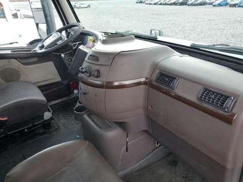 2018 Volvo VNL, VIN 4V4N39TG6JN892841. Фото 5 з 6 з аукціону Copart. Каталог авто зі США OpenDataCar.