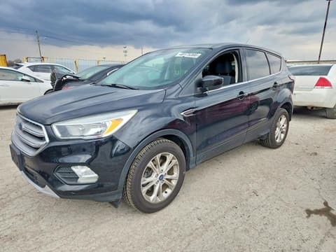 2017 Ford Escape, VIN 1FMCU0GDXHUD27354. Фото 1 з 6 з аукціону Copart. Каталог авто зі США OpenDataCar.