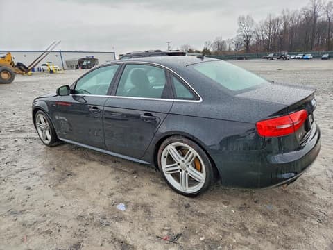 2013 Audi A4, VIN WAUKFAFL0DN021807. Фото 2 из 6 с аукциона Copart. Каталог авто из США OpenDataCar.