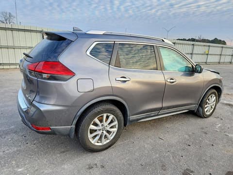 2017 Nissan Rogue, VIN KNMAT2MV0HP594718. Фото 3 з 6 з аукціону Copart. Каталог авто зі США OpenDataCar.