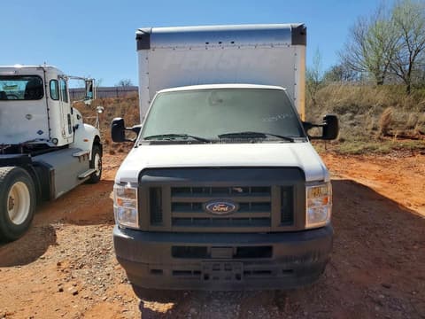 2022 Ford E-350, VIN 1FDWE3FN9NDC09054. Фото 5 з 6 з аукціону Copart. Каталог авто зі США OpenDataCar.