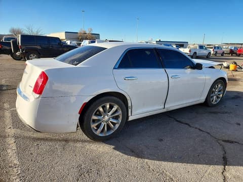 2018 Chrysler 300, VIN 2C3CCAKG7JH194368. Фото 3 з 6 з аукціону Copart. Каталог авто зі США OpenDataCar.