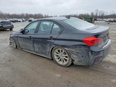 2016 Bmw 3 Series, VIN WBA8E5G50GNU20113. Фото 2 з 6 з аукціону Copart. Каталог авто зі США OpenDataCar.
