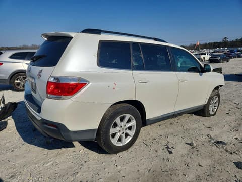 2013 Toyota Highlander, VIN 5TDZK3EH2DS098551. Фото 3 з 6 з аукціону Copart. Каталог авто зі США OpenDataCar.