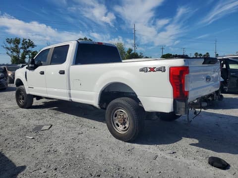 2017 Ford F-250 Super Duty, VIN 1FT7W2BT0HEE95024. Фото 2 из 6 с аукциона Copart. Каталог авто из США OpenDataCar.