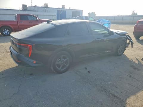 2025 Kia K4, VIN 3KPFT4DE3SE112459. Фото 3 з 6 з аукціону Copart. Каталог авто зі США OpenDataCar.