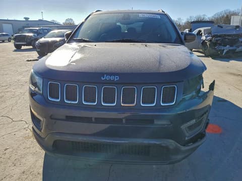 2017 Jeep Compass, VIN 3C4NJCAB8HT669684. Фото 5 з 6 з аукціону Copart. Каталог авто зі США OpenDataCar.