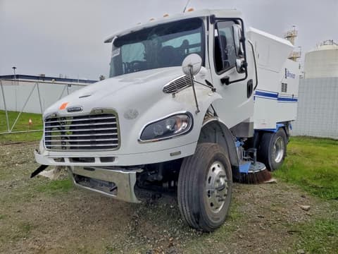 2023 Freightliner M2 106, VIN 1FVACXFE1PHNV7636. Фото 1 з 6 з аукціону Copart. Каталог авто зі США OpenDataCar.