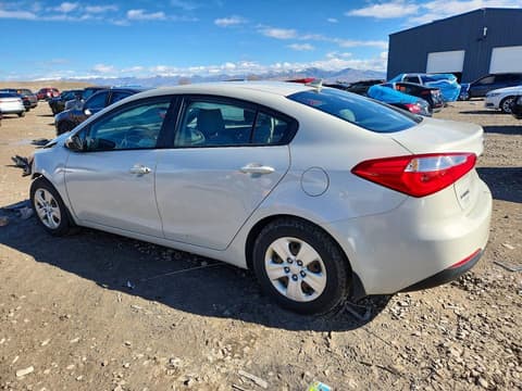 2015 Kia Forte, VIN KNAFK4A61F5298436. Фото 2 из 6 с аукциона Copart. Каталог авто из США OpenDataCar.