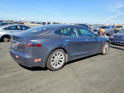 2016 Tesla Model S, VIN 5YJSA1E27GF177467. Фото 3 з 6 з аукціону Copart. Каталог авто зі США OpenDataCar.