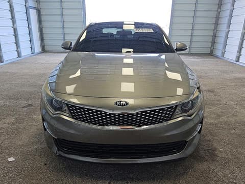 2017 Kia Optima, VIN 5XXGU4L3XHG133956. Фото 5 з 6 з аукціону Copart. Каталог авто зі США OpenDataCar.