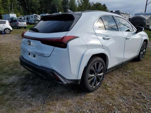2023 Lexus UX, VIN JTHR9JBH0P2064235. Фото 4 из 6 с аукциона Copart. Каталог авто из США OpenDataCar.