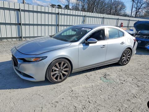 2020 Mazda 3, VIN 3MZBPBDM9LM133979. Фото 1 з 6 з аукціону Copart. Каталог авто зі США OpenDataCar.