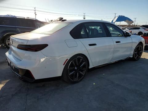 2023 Bmw 7 Series, VIN WBA33EJ09PCM68850. Фото 3 з 6 з аукціону Copart. Каталог авто зі США OpenDataCar.
