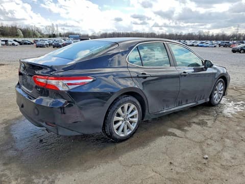 2018 Toyota Camry, VIN 4T1B11HK4JU070348. Фото 3 з 6 з аукціону Copart. Каталог авто зі США OpenDataCar.