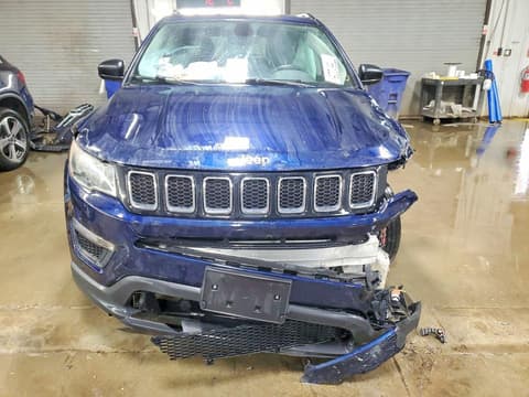 2018 Jeep Compass, VIN 3C4NJDAB3JT126822. Фото 5 з 6 з аукціону Copart. Каталог авто зі США OpenDataCar.