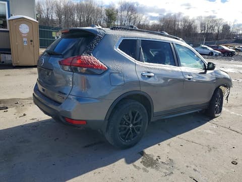 2018 Nissan Rogue, VIN 5N1AT2MV5JC813469. Фото 3 з 6 з аукціону Copart. Каталог авто зі США OpenDataCar.
