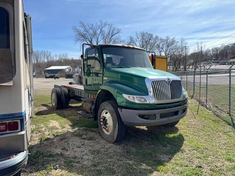 2010 International Durastar 4300, VIN 1HTMMAAN3AH184930. Фото 1 з 6 з аукціону Copart. Каталог авто зі США OpenDataCar.