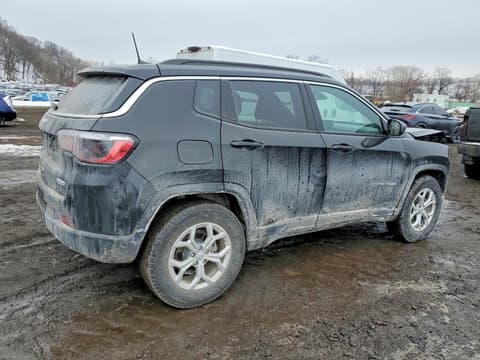 2024 Jeep Compass, VIN 3C4NJDBN5RT126597. Фото 3 з 6 з аукціону Copart. Каталог авто зі США OpenDataCar.